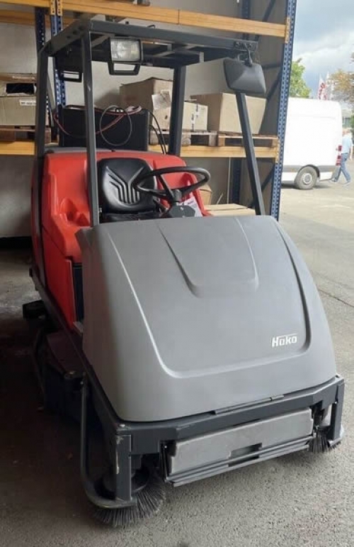 HAKO Scrubmaster B310 R CL Batteriebetriebene Aufsitz-Scheuersaugmaschine
